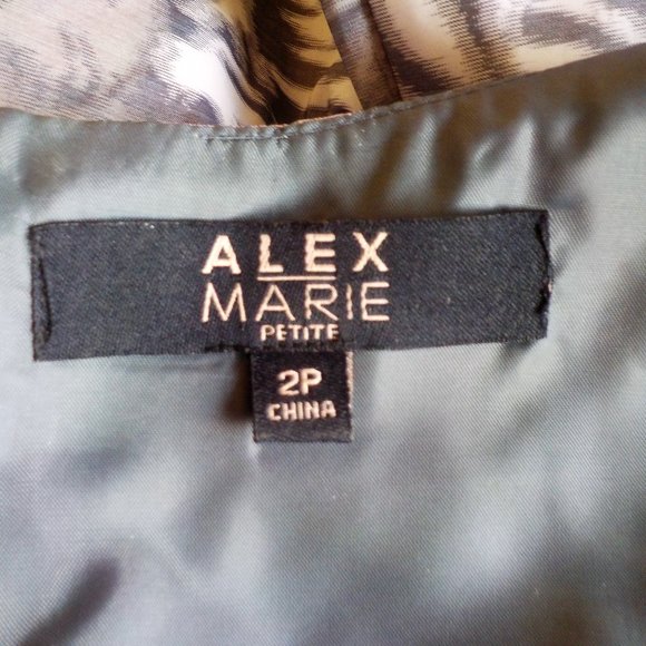 *Purple Floral Alex Marie Sheath Dress- Size 2P - Picture 5 of 6